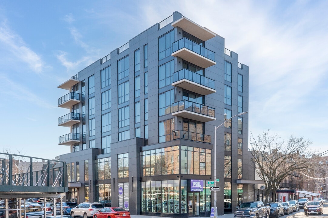 9701 3rd Ave in Brooklyn, NY - Foto de edificio