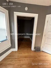 434 N 31st St, Unit 436 in Milwaukee, WI - Building Photo - Building Photo