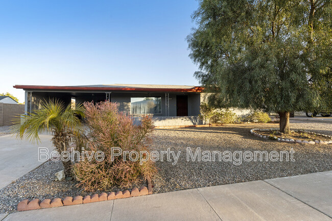 5328 E Decatur St in Mesa, AZ - Building Photo - Building Photo