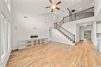 4534 Montcliff Bend Ln in Sugar Land, TX - Building Photo - Building Photo