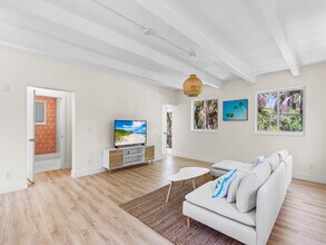 9445 Jimmy Buffett Mem Hwy in Vero Beach, FL - Building Photo - Building Photo