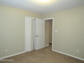 108 Glenside Ct in Jacksonville, NC - Building Photo - Building Photo