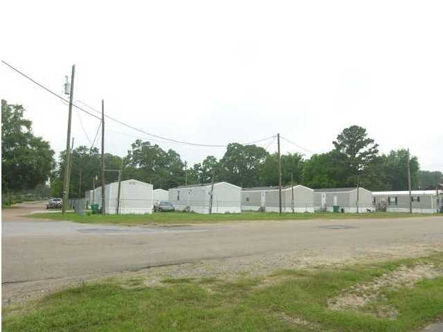 106 N Broadway St in Church Point, LA - Building Photo