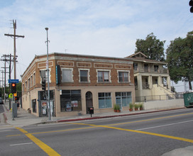 1306 W Temple St in Los Angeles, CA - Foto de edificio - Building Photo