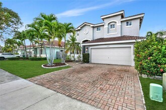 10273 SW 224th Terrace in Cutler Bay, FL - Building Photo - Building Photo