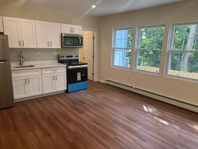 property at 22 Lincoln Terrace