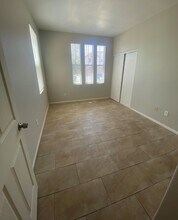 16632 ESCAVERA St in Lake Elsinore, CA - Building Photo - Building Photo