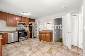4565 Greensprings Rd in College Park, GA - Building Photo - Building Photo