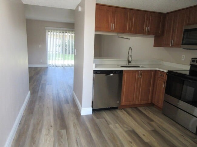 11515 NW 44th St, Unit 11515 in Coral Springs, FL - Building Photo - Building Photo