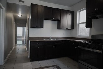 5711 S Ada St, Unit 2 in Chicago, IL - Foto de edificio - Building Photo