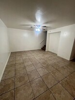 717 L St in Bakersfield, CA - Building Photo