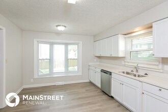 9952 Charlotte N St in Kansas City, MO - Building Photo - Building Photo
