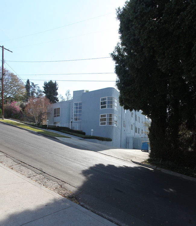 4018 Camero Ave in Los Angeles, CA - Building Photo - Building Photo