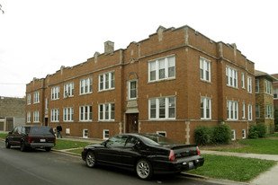 2618 N Kildare Ave Apartments