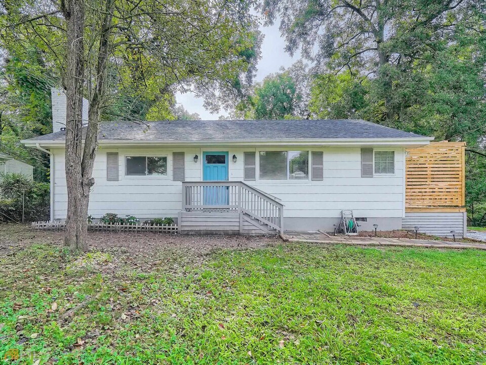1263 Oakland Dr SW in Atlanta, GA - Foto de edificio