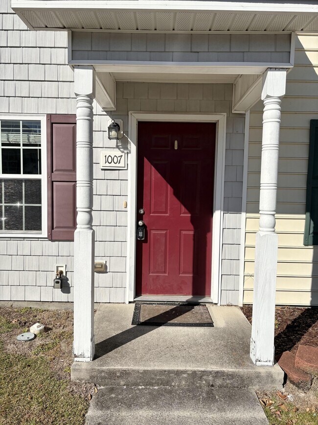 1007 Banister Loop in Jacksonville, NC - Building Photo - Building Photo