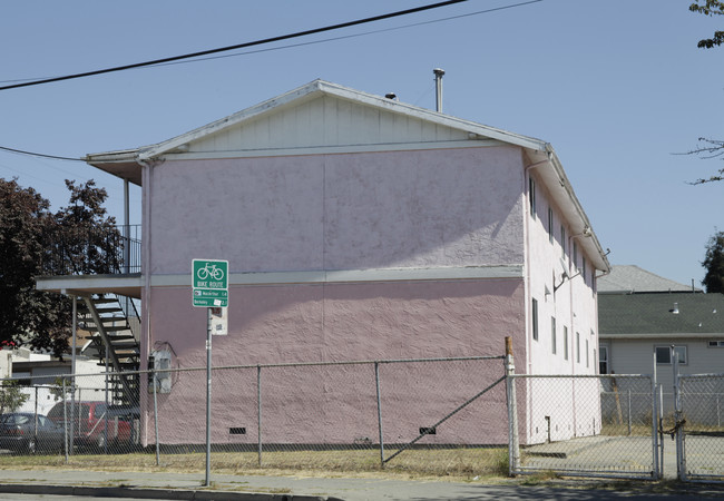 891 Milton St in Oakland, CA - Foto de edificio - Building Photo