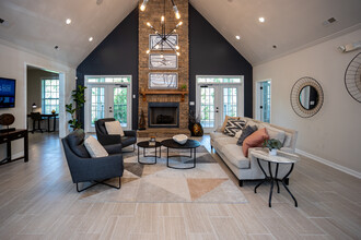 Legacy Pointe in Knoxville, TN - Building Photo - Interior Photo