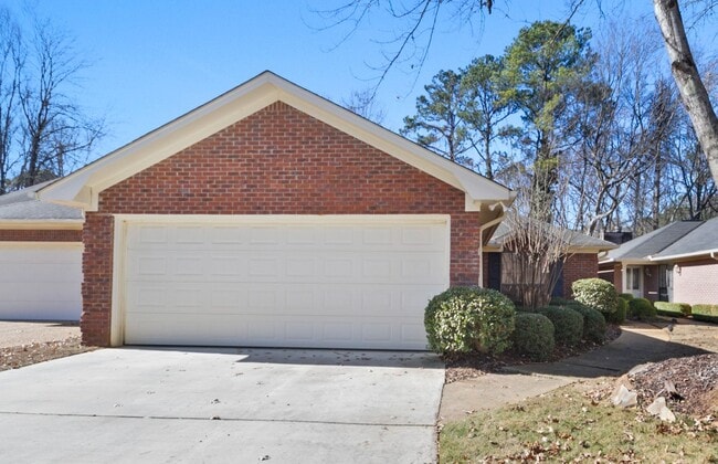 property at 2013 Fox Ridge Rd