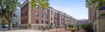 822 W Waveland Ave, Unit 819-3N in Chicago, IL - Building Photo