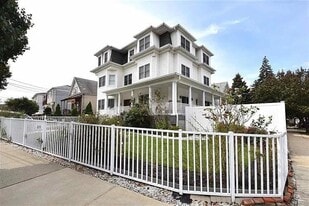 151 John F. Kennedy Blvd in Bayonne, NJ - Building Photo