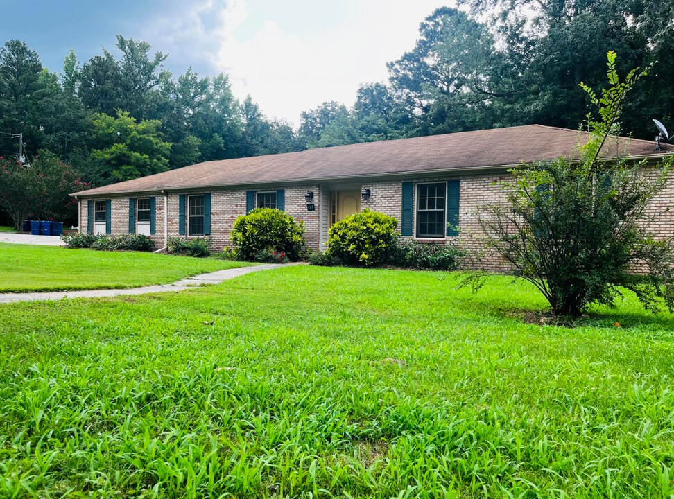 161 Mission Dr in Alabaster, AL - Building Photo