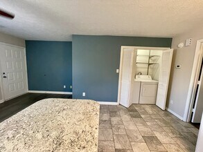 1113 Homestead Garden Ct in Lynchburg, VA - Building Photo - Building Photo