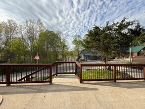 704 Mystic View Rd in Monticello, KY - Building Photo - Building Photo