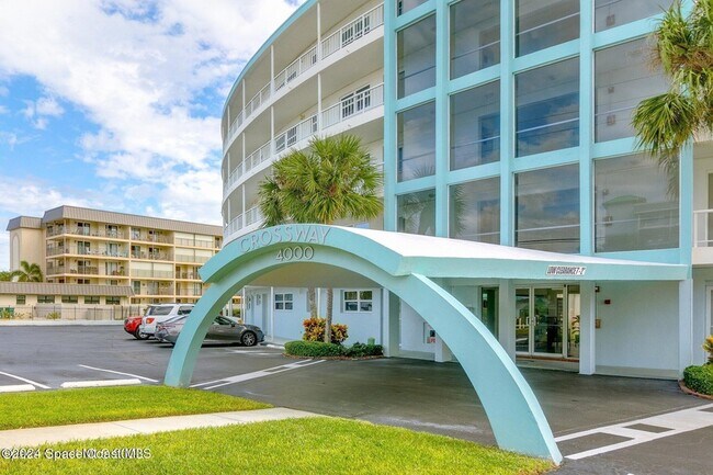 4000 Ocean Beach Blvd, Unit 2K in Cocoa Beach, FL - Building Photo - Building Photo