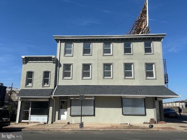 330-334-334 E State St in Trenton, NJ - Building Photo