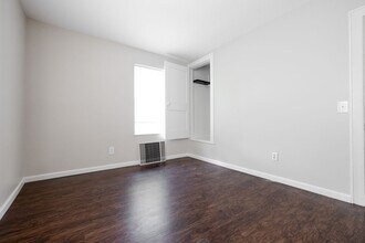 45-47-47 W Moler St in Columbus, OH - Building Photo - Building Photo