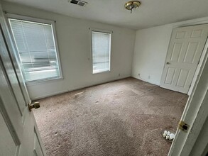 119 South St, Unit A in Waltham, MA - Foto de edificio - Building Photo