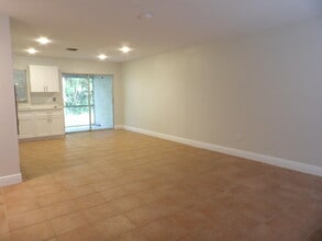 2301 FL-608 (West) in Fort Pierce, FL - Building Photo - Building Photo