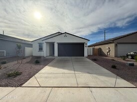 7433 E Cozy Cottage Ln in Queen Creek, AZ - Building Photo