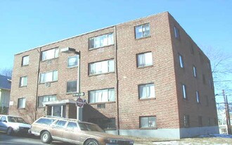 140 Wellington Hill St in Mattapan, MA - Building Photo