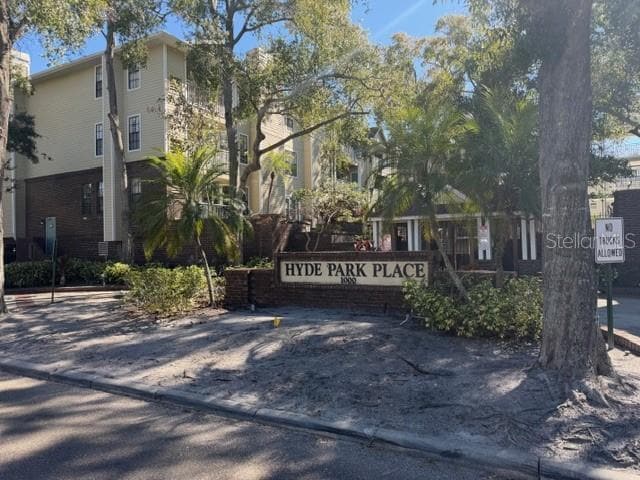 property at 1000 W Horatio St