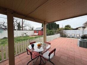 2646 Cochran St in Simi Valley, CA - Building Photo - Building Photo