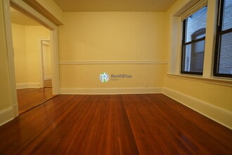 885 Massachusetts Ave in Cambridge, MA - Building Photo - Building Photo