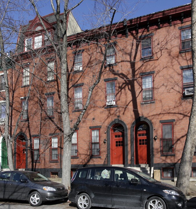 2011 Green St in Philadelphia, PA - Foto de edificio