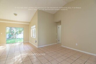 20957 SW 124th Ave Rd in Miami, FL - Building Photo - Building Photo