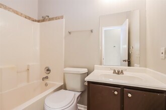22034 Willow Downs Dr in Tomball, TX - Building Photo - Building Photo