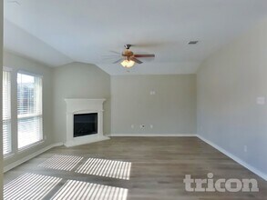 3213 Shady River Trail in Royse City, TX - Foto de edificio - Building Photo