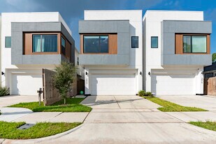 3517 McIlhenny St in Houston, TX - Building Photo