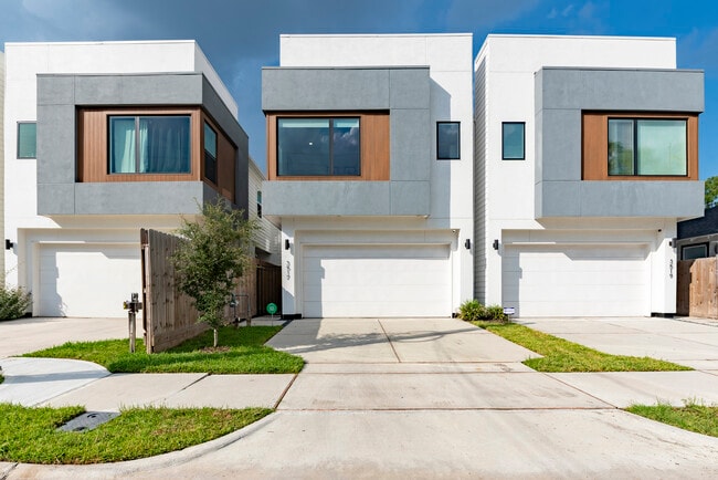property at 3517 McIlhenny St