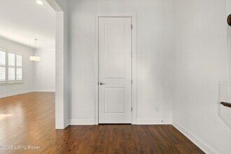 8707 Featherbell Blvd in Prospect, KY - Building Photo - Building Photo