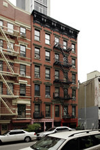 54 E Fourth St in New York, NY - Foto de edificio - Building Photo