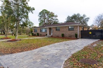 8514 Concord Ct in Jacksonville, FL - Building Photo - Building Photo