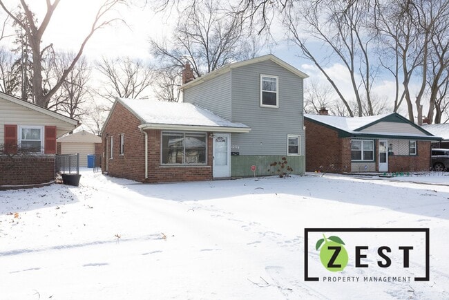 25211 Hopkins St in Dearborn Heights, MI - Building Photo - Building Photo