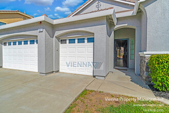 1521 La Guardia Cir in Lincoln, CA - Building Photo - Building Photo