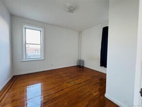 37-80-80 64th St in Queens, NY - Building Photo - Building Photo